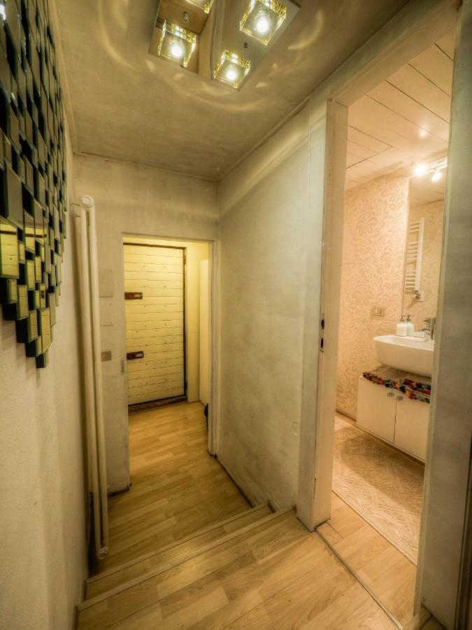 ヴェローナCasa Archi - Vista Sul Fiumeアパートメント エクステリア 写真
